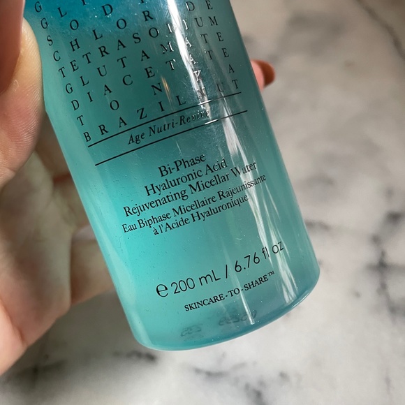 Avant Hyaluronic Acid Rejuvenating Micellar Water - Picture 2 of 5